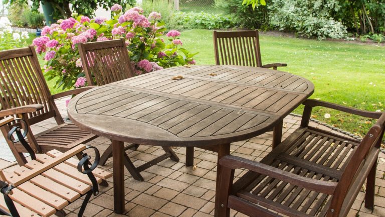 Buy Cheap But Elegant Garden Furniture Online